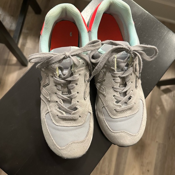 Figs NB sneakers - Picture 3 of 4